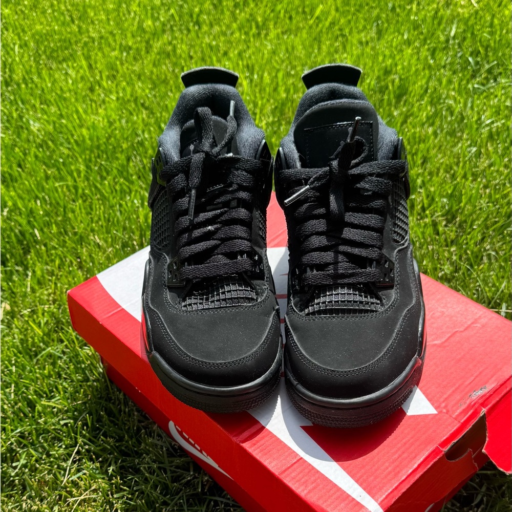 Jordan 4 Retro Black Cat 2020 Size: 6Y (GS)